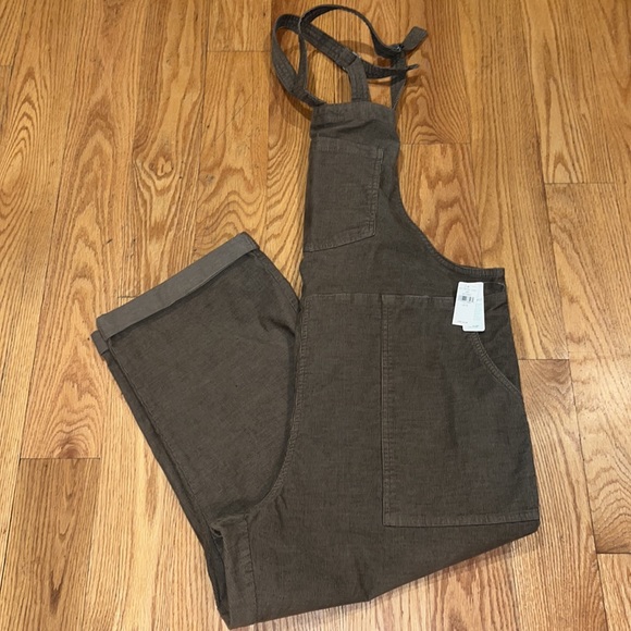 Aerie Corduroy Overalls - Picture 5 of 8